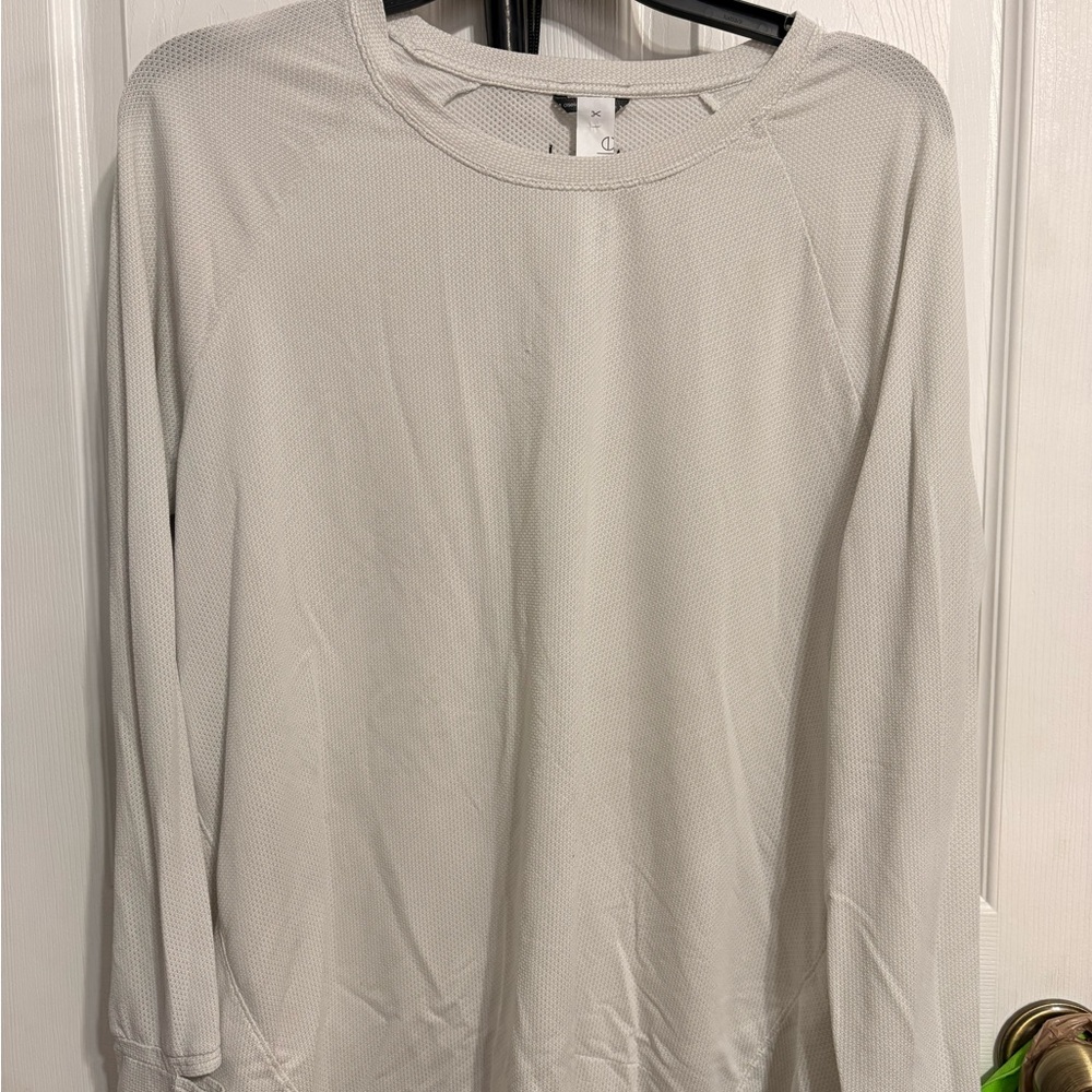 Oiselle Women's Cream Long Sleeve Top